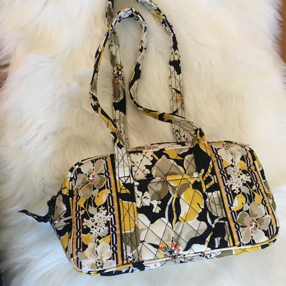 Vera Bradley Dogwood print purse *retired*
